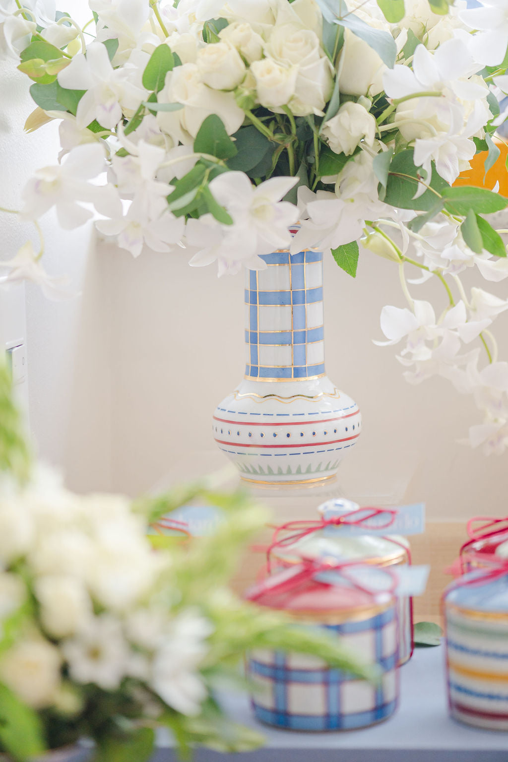 Arranjo Floral com Flores Nobres (Quarto P/M/G)