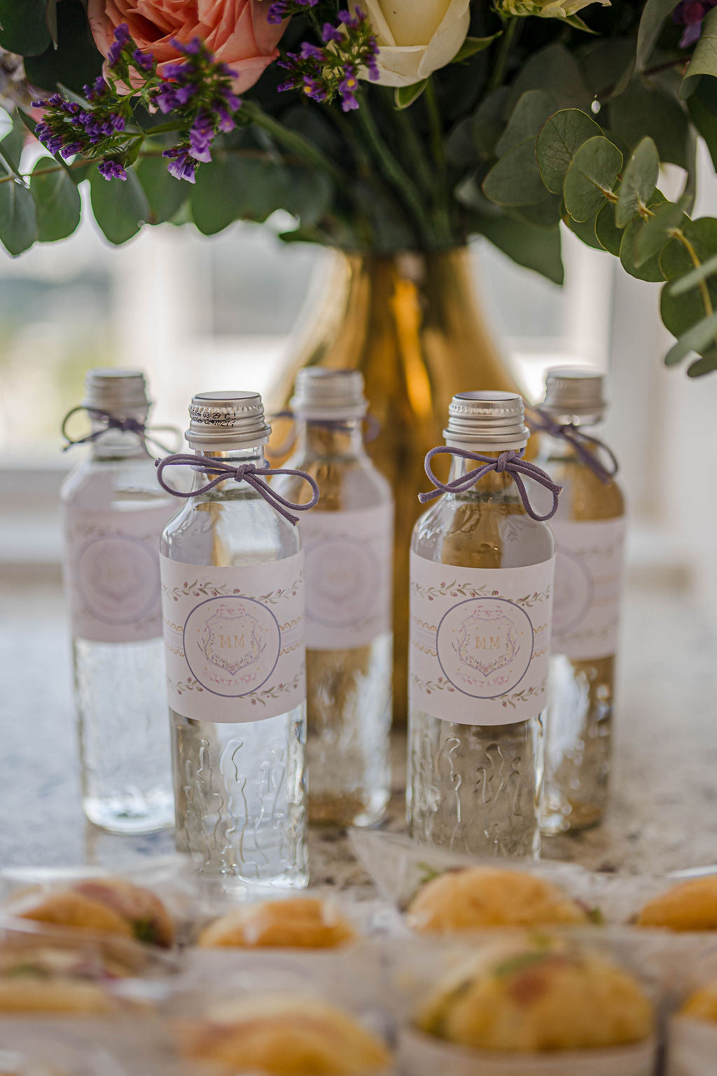 Água Minalba Vidro Personalizada com Laço – 300 ml