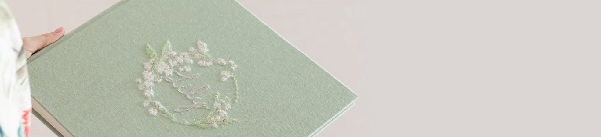 slider image slider_item_YKfbi8