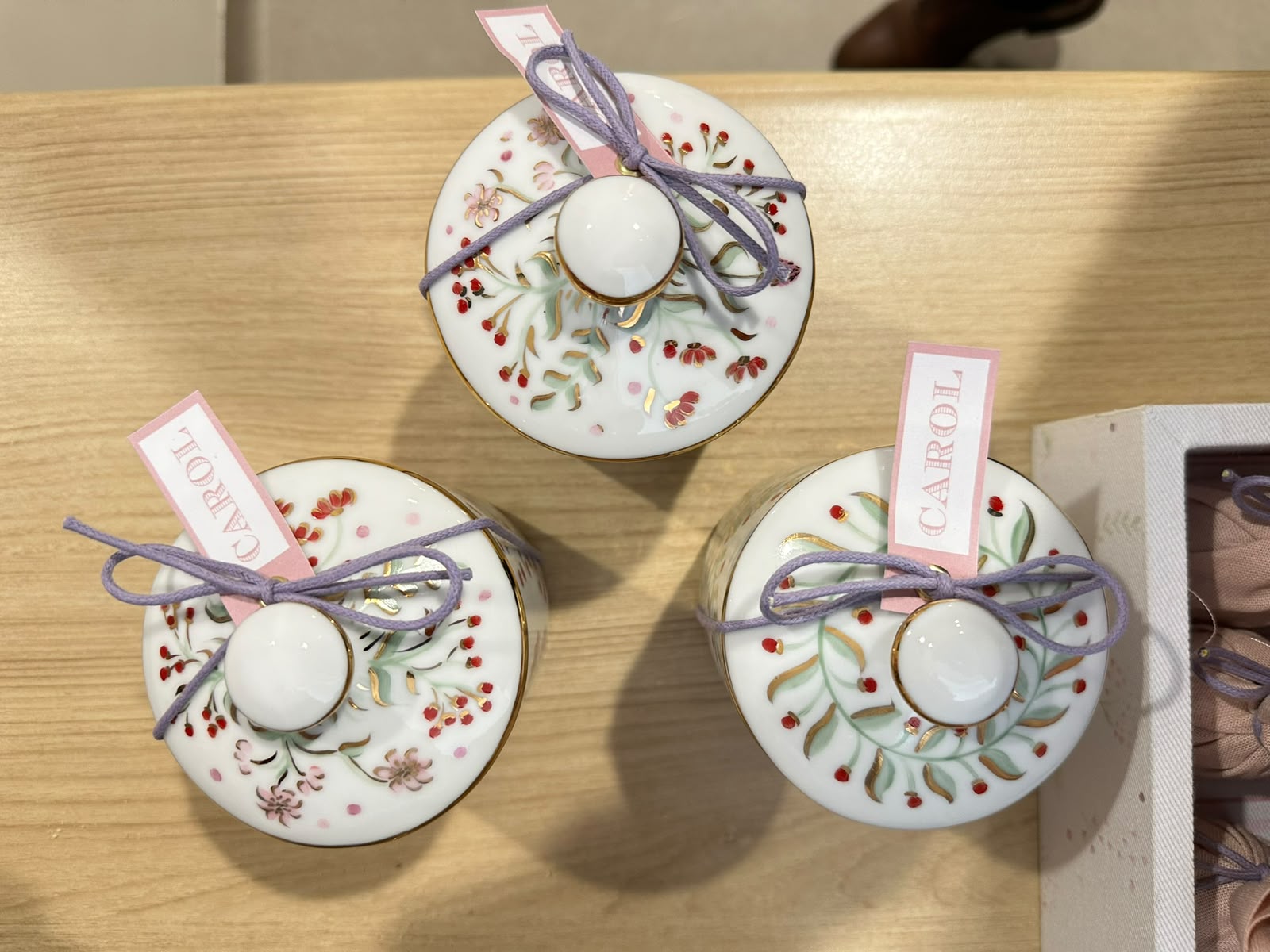 Pote de Porcelana para Algodão – M (18 cm)
