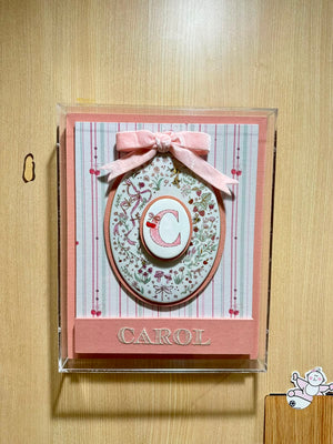 Quadro de Porta de Maternidade em Tecido Bordado
