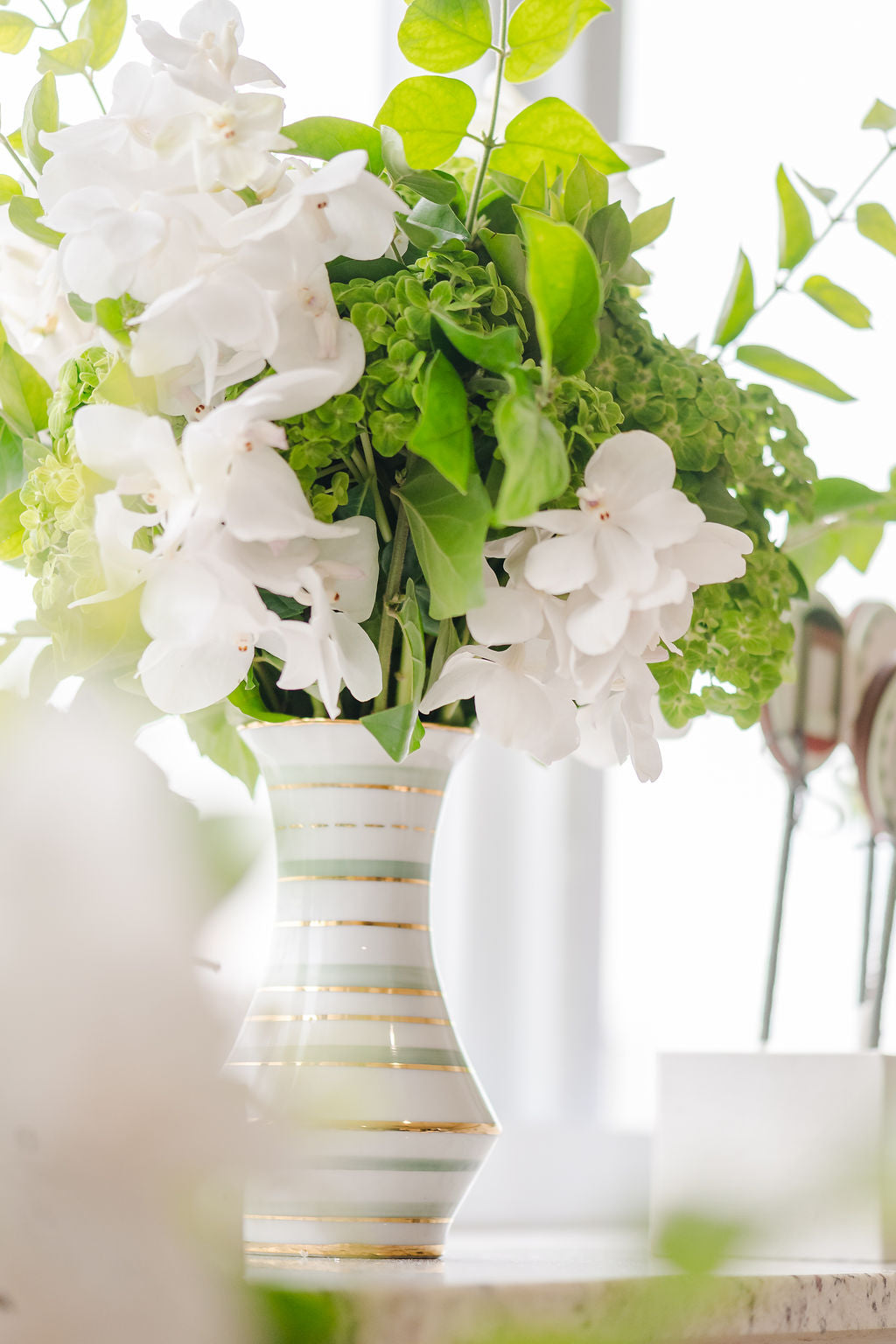 Vaso Porcelana M (sem flor)